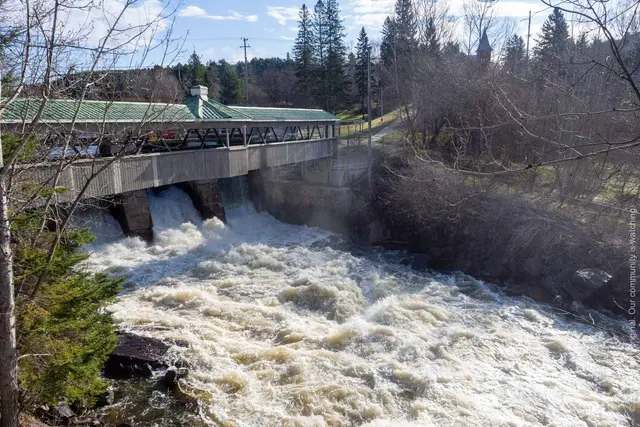 The falls at Burk's Falls, Ontario